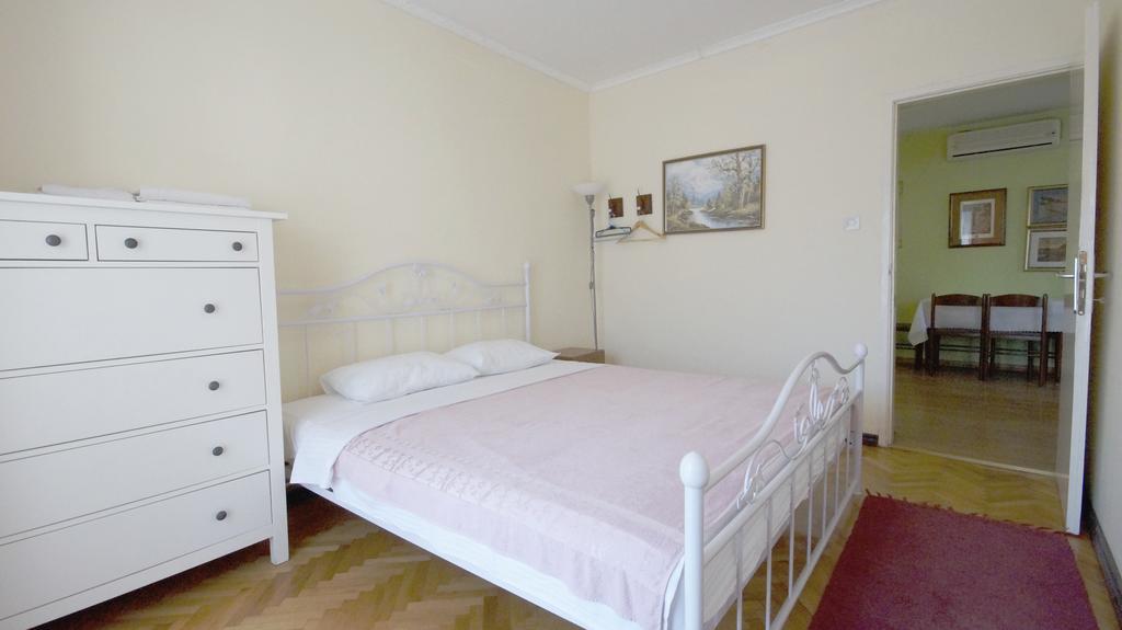 Mikovic Apartment *
