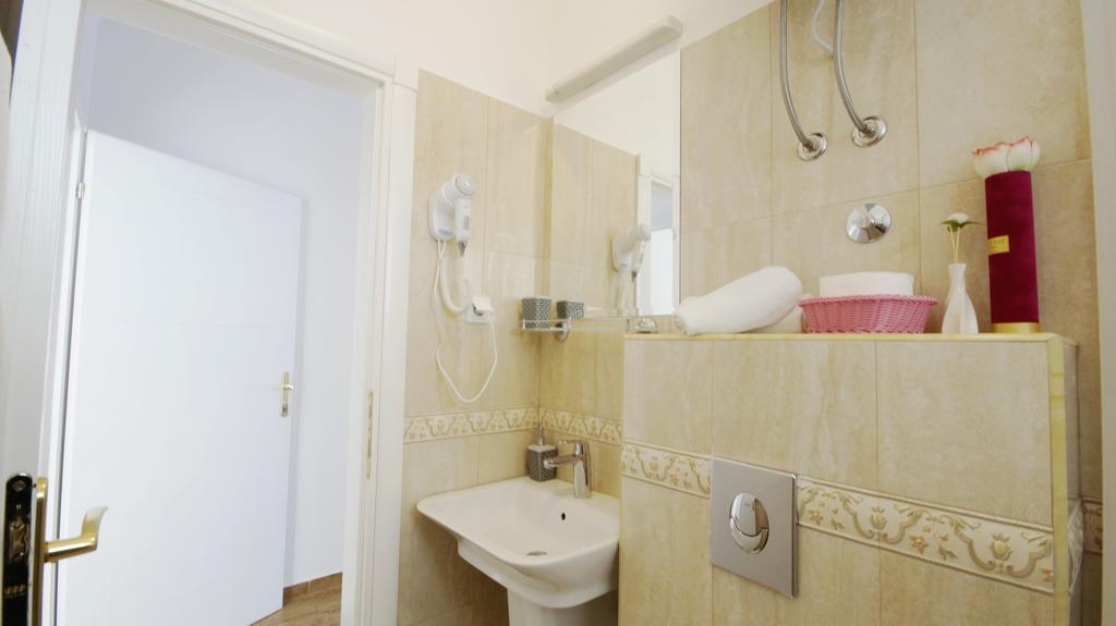 Mikovic Apartament *