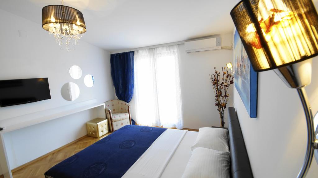 Apartment Mikovic *