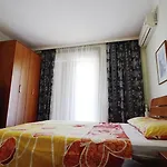 Apartments Mikovic
