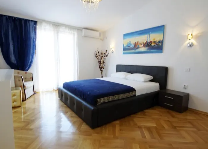 Apartments Mikovic