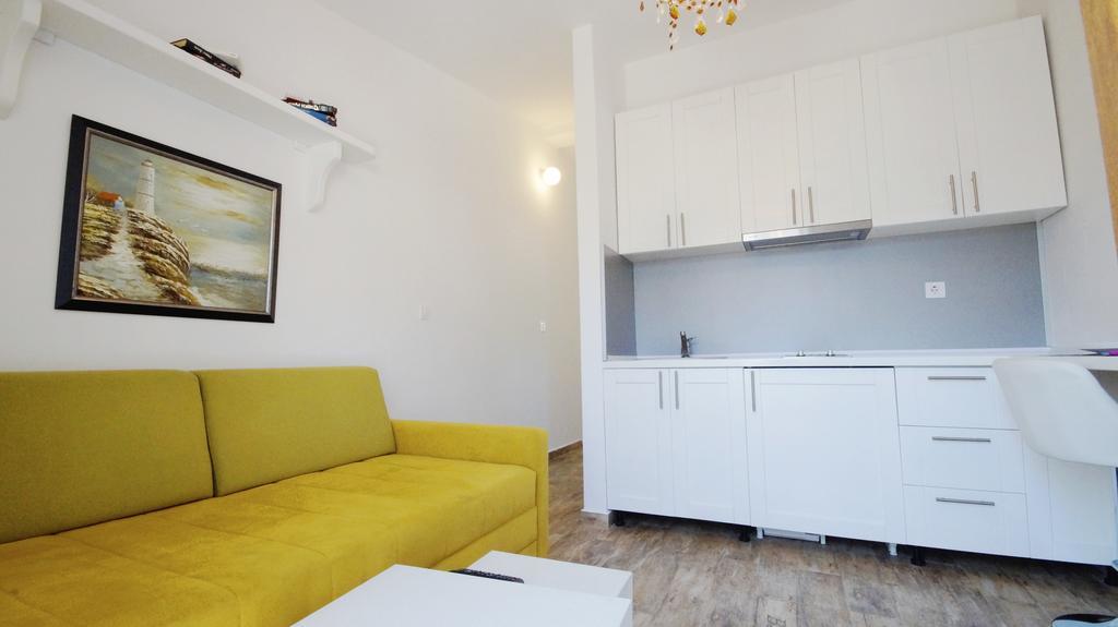Apartment Mikovic
